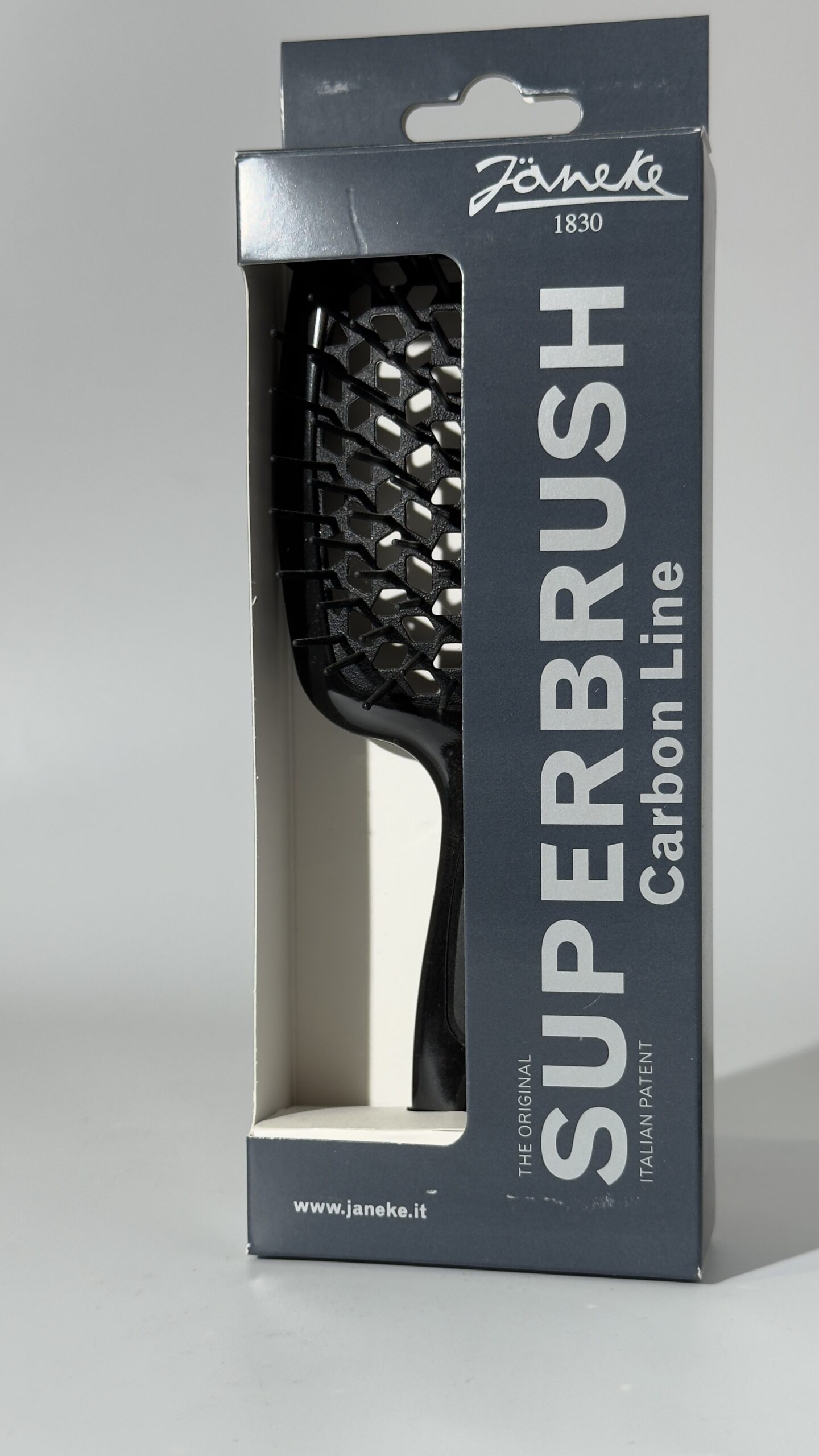 Superbrush Carbon Line