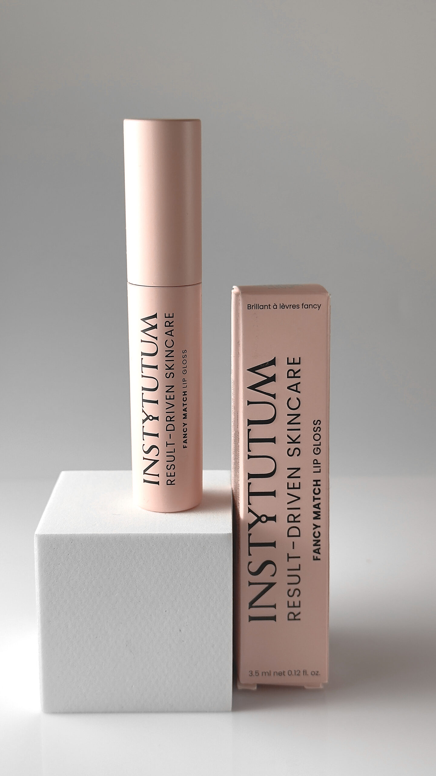 БЛИСК-ДОГЛЯД ДЛЯ ГУБ FANCY MATCH LIP GLOSS